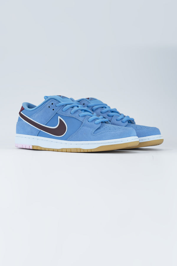 SB Dunks Low Valour Blue