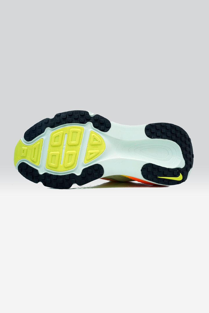 Nike Vomero 18 Barely Green Splayd