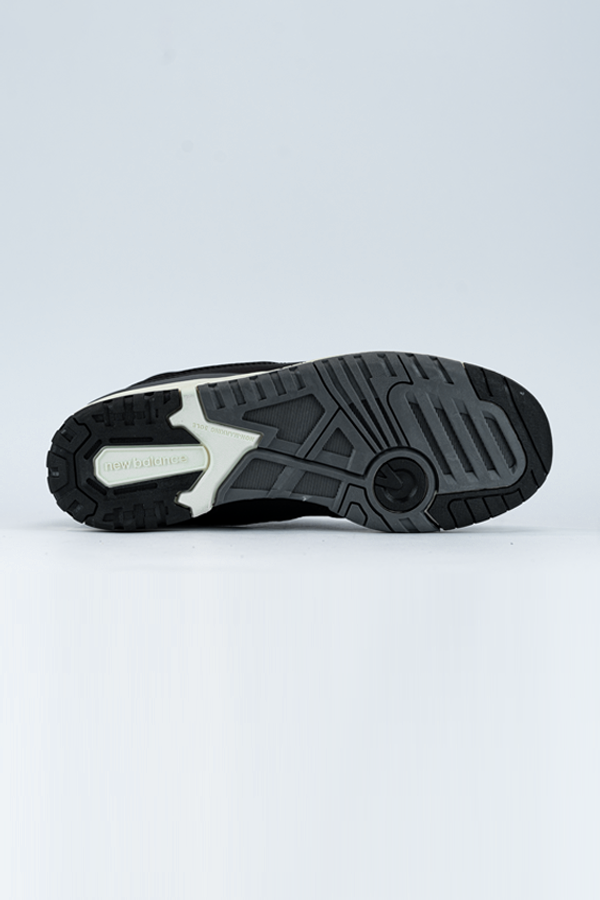 NB:550  black 1:1 SPLAYD