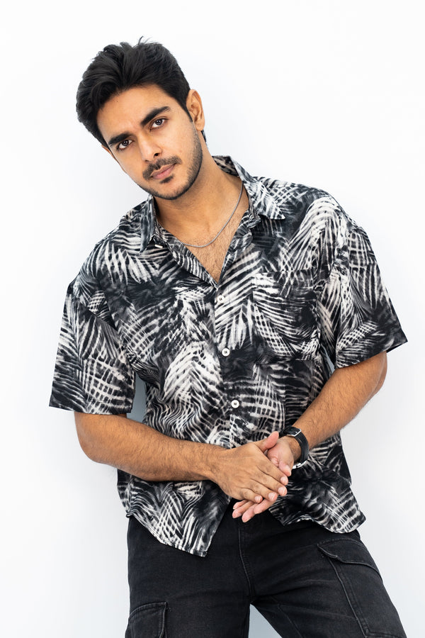 Pinnate Black Half Shirt HS-2631 SPLAYD