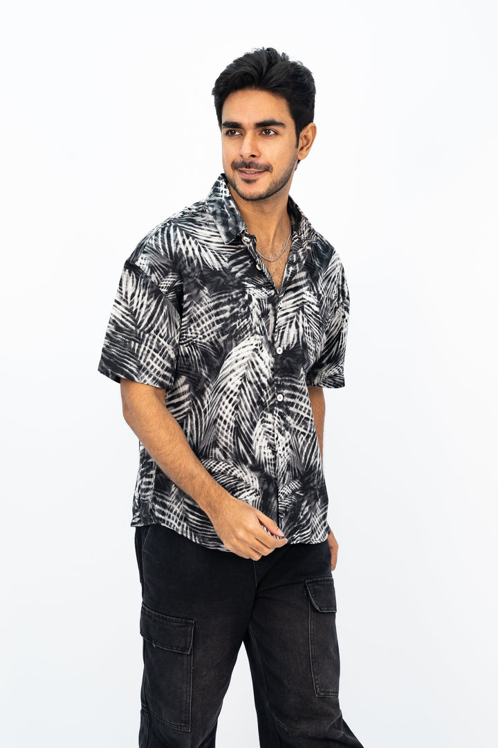 Pinnate Black Half Shirt HS-2631 SPLAYD