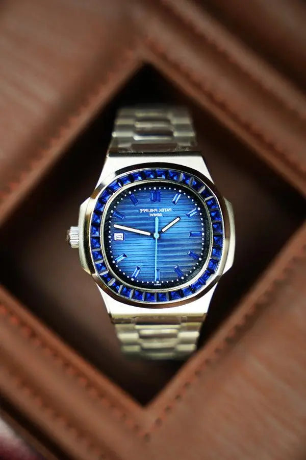 Patek Philippe Watch-9927 SPLAYD