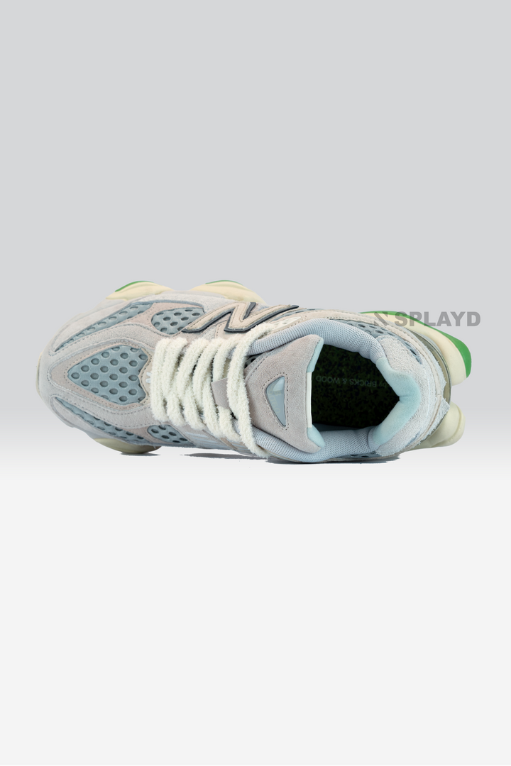 NB:9060 Bricks & wood 1:1 SPLAYD